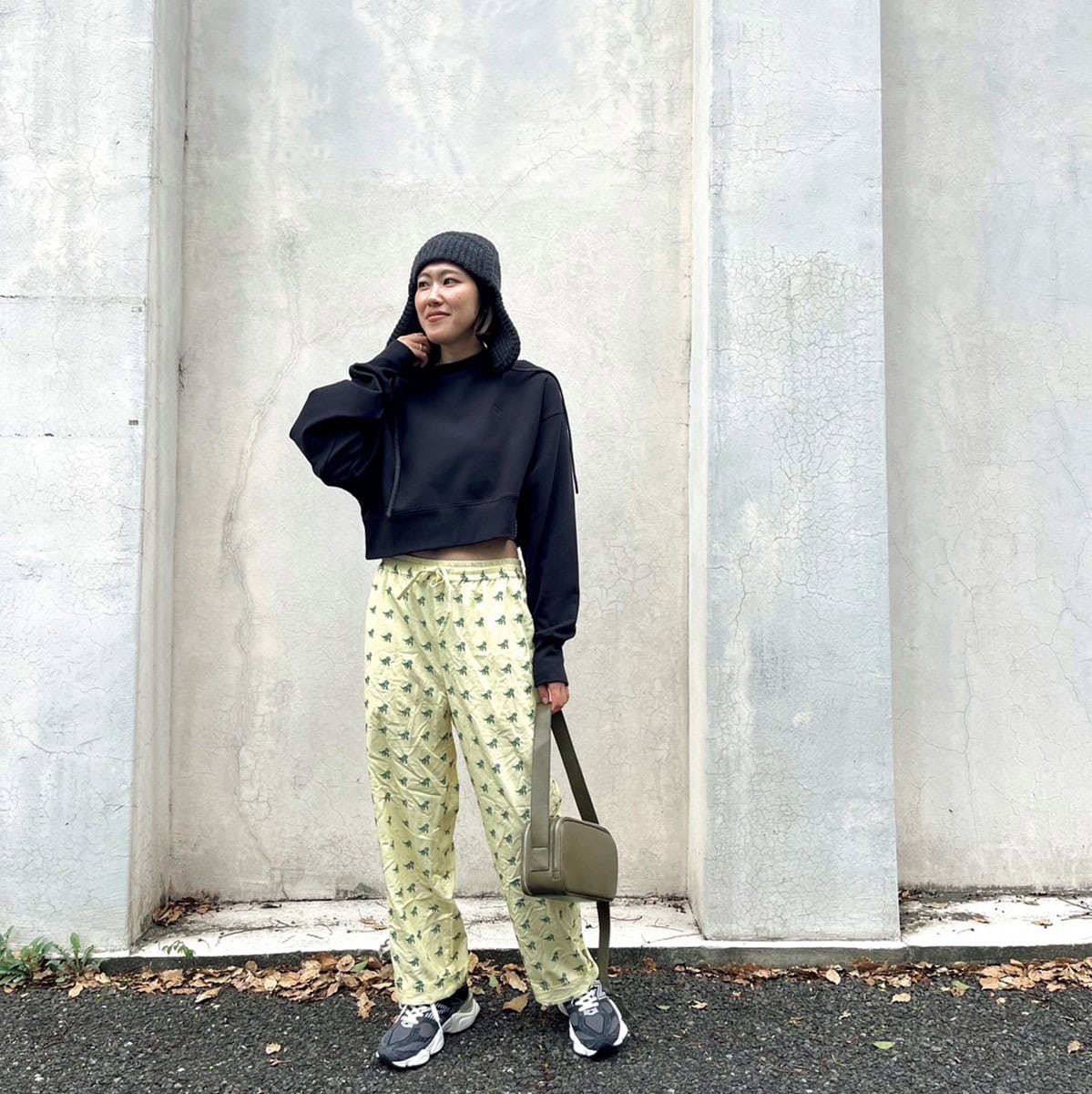 SNAP】今年は短丈スウェットが気分！折山黎さん｜【公式】mini WEB