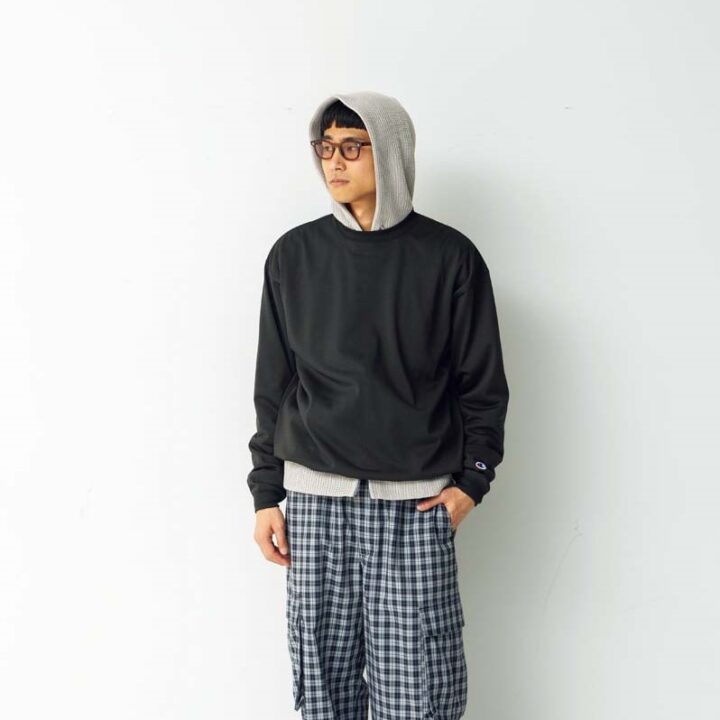 【SNAP】ボリュームのあるスニーカーはワイドなカーゴパンツと相性抜群！原田大嗣さん