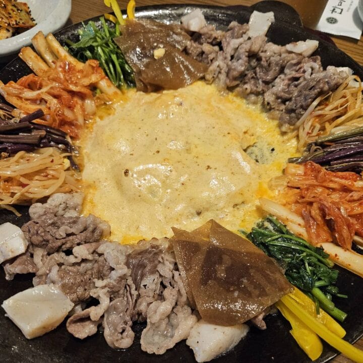【韓国】韓美屋で韓国宮廷料理「クジョルパン」を食べる【編集長M】