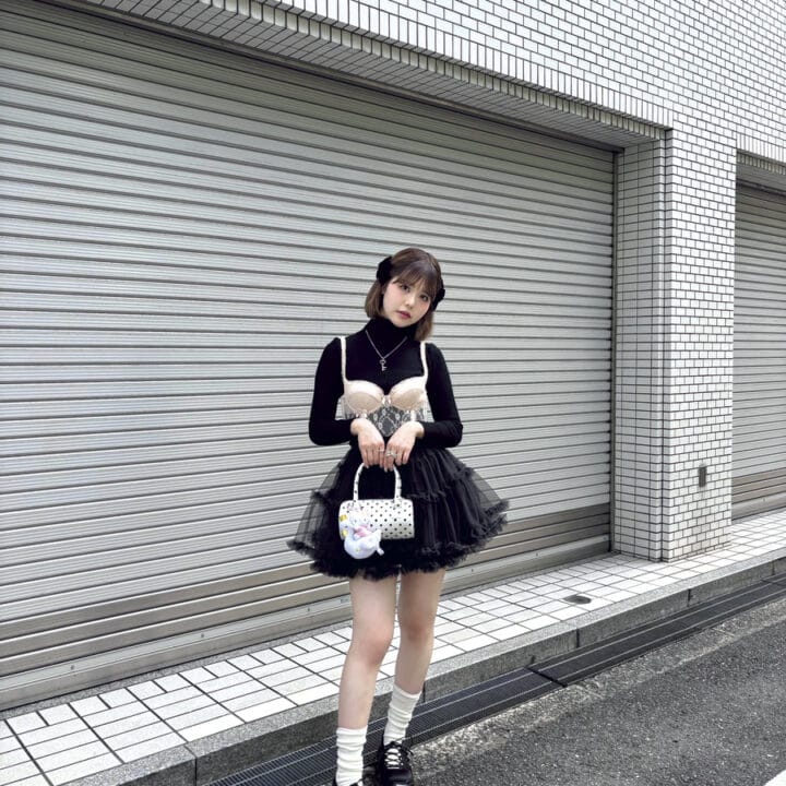 【SNAP】ニット×古着でレディライクに♡Hanaさん