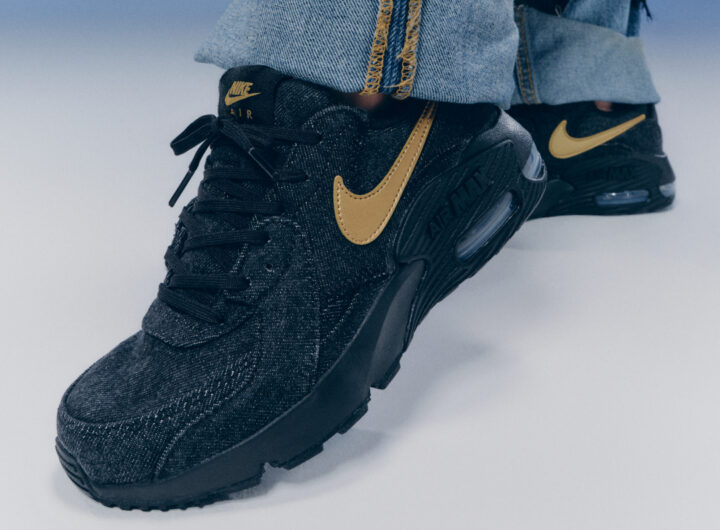 ABC-MART限定のデニム素材のNIKEのブラックを紹介する画像