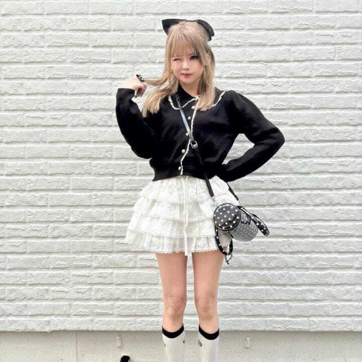 【SNAP】モノクロ&ガーリーでお嬢様感を表現♡なつきさん