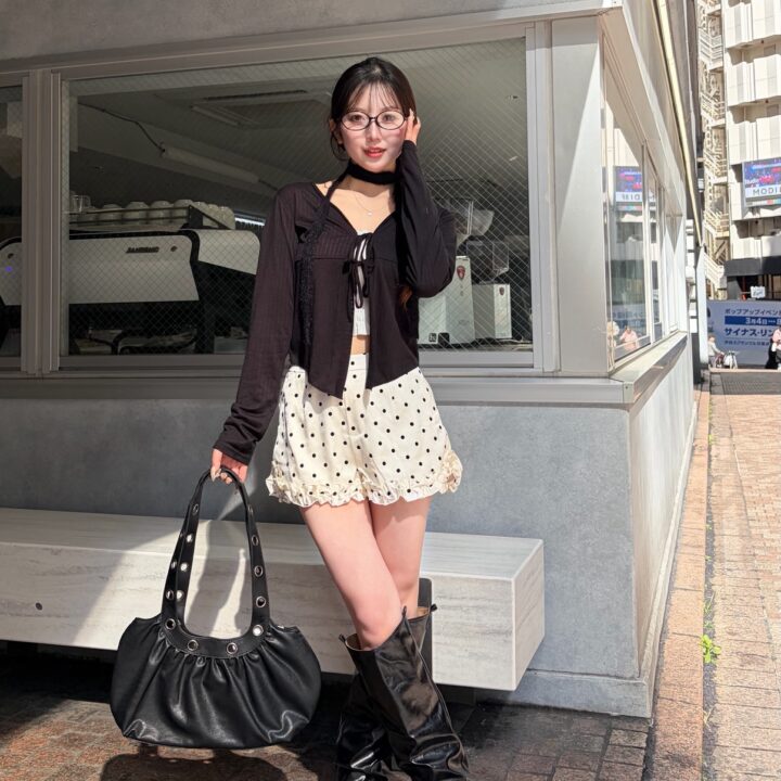 【SNAP】さりげない胸元のリボンが可愛い！伊藤瑶さん
