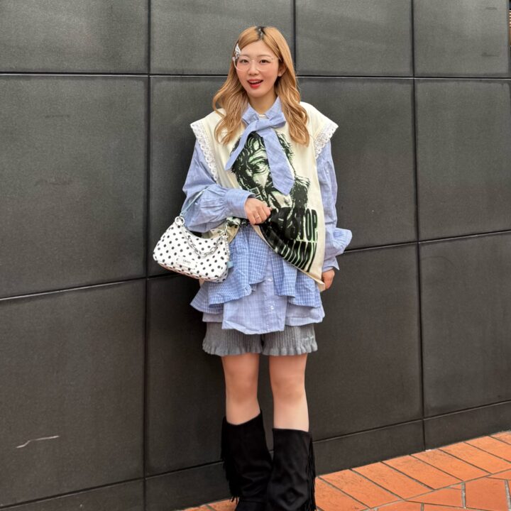 【SNAP】シャツワンピのネクタイをリボン結びにしてアレンジ!山田友香さん
